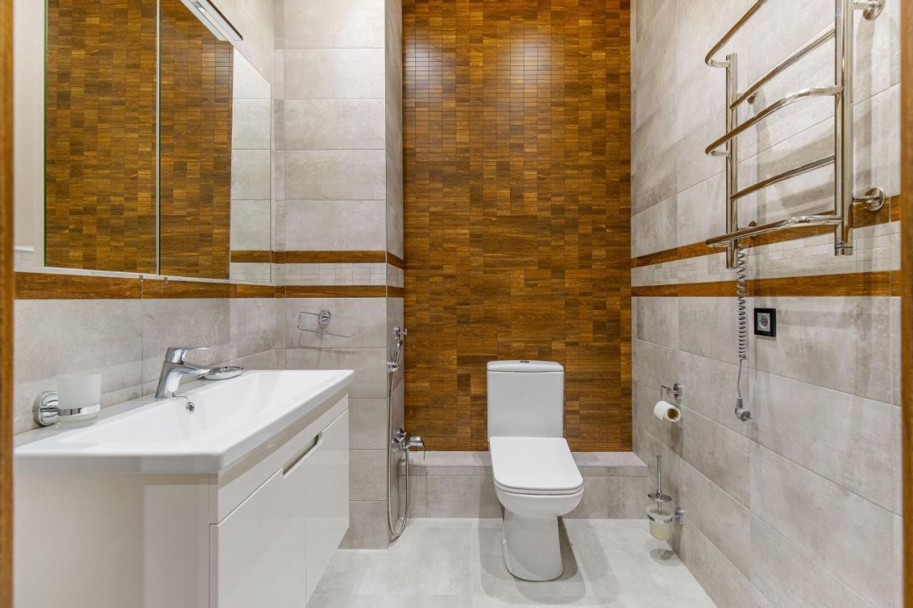 Sea Symphony Wood Style Apartment Odessa Eksteriør bilde